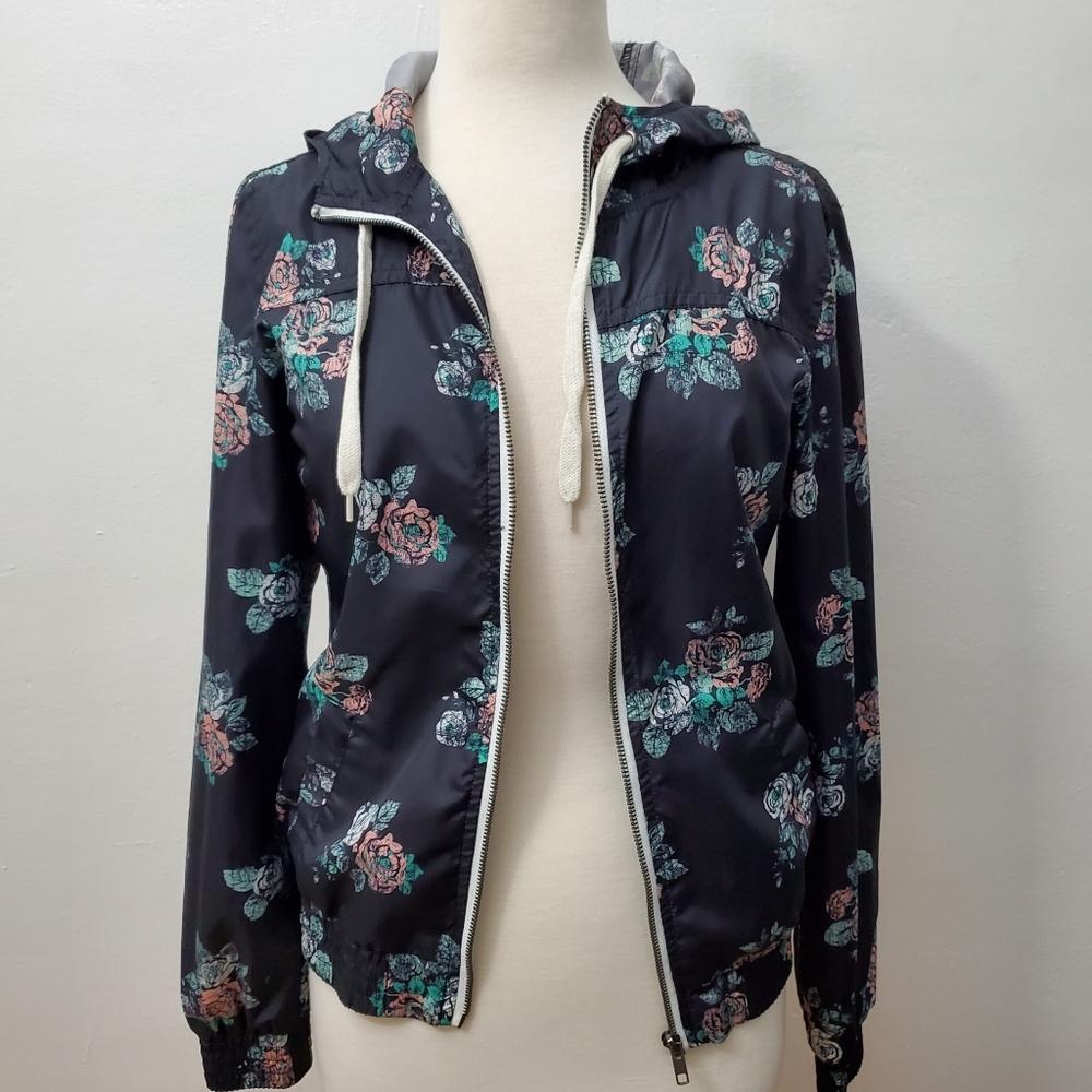 Small Empyre black floral jacket wind breaker peti